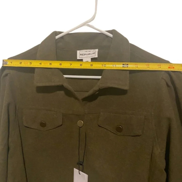 FOR THE REPUBLIC - Puff Shoulder Felted Cropped Jacket Womens Size M Olive - Picture 4 of 6